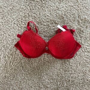 Victoria's Secret Vibrant Red Lace Bra